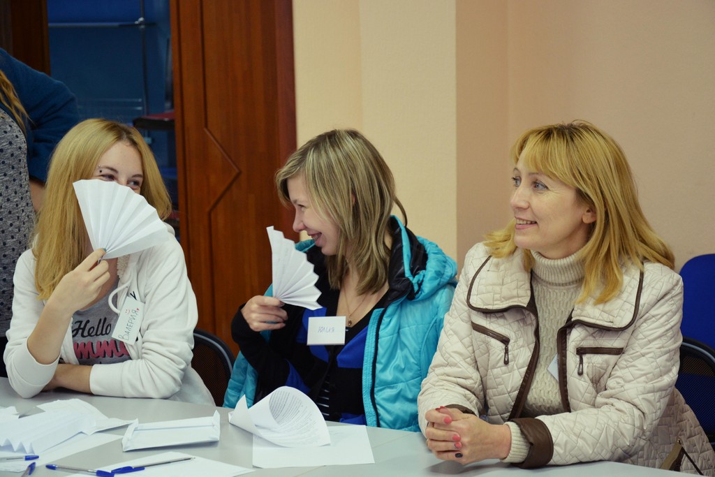 Занятия в "Школе волонтерства" в Краснотурьинске