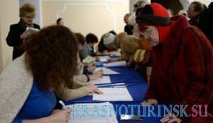 Половина избирателей Севастополя проголосовала на референдуме