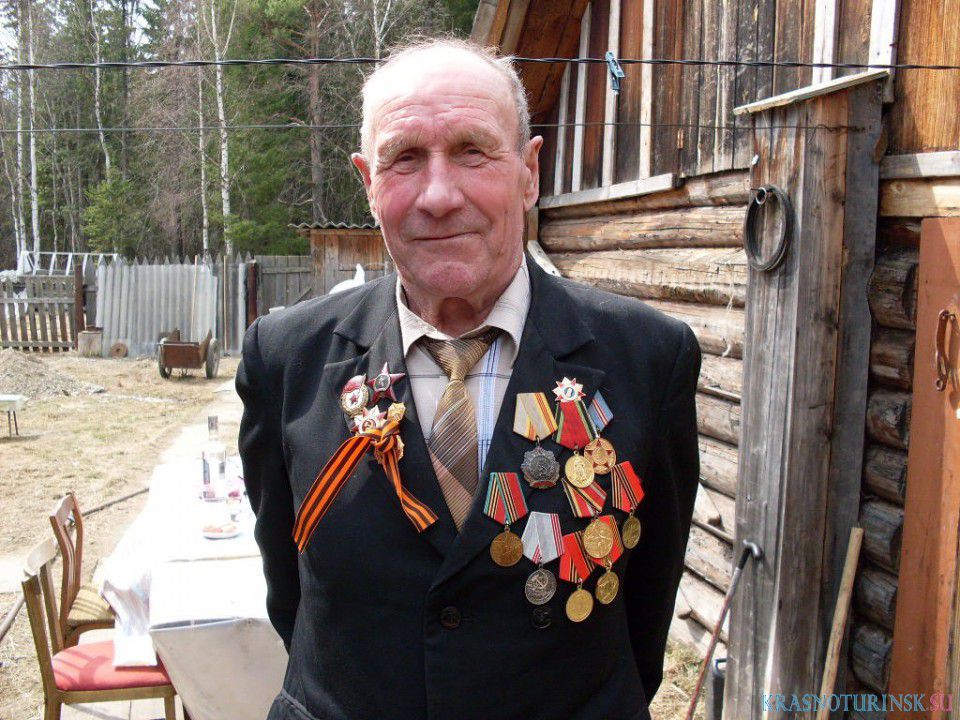 Есаулков Юрий Александрович (14.02.1927 – 12.08.2009)