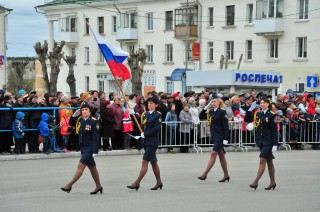 Смотреть 2015.05.09 Парад Победы в Краснотурьинске. Часть 8